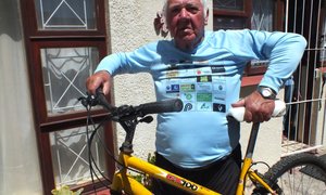 Oud Stasiebevelvoerder vang dief self